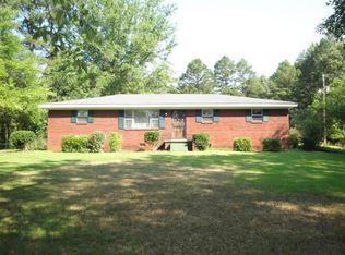 1751 Hwy 30 E, New Albany, MS 38652