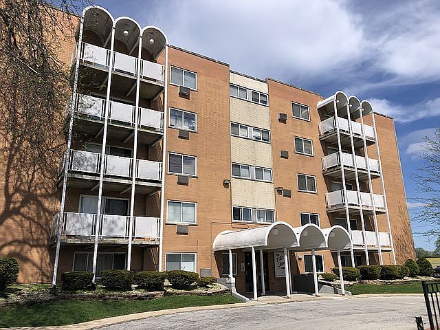 1st image of 8018 S Hoyne Ave APT 22