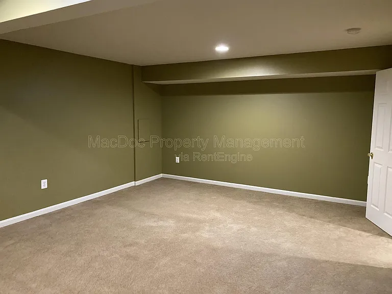 121 Riggs Rd — Photo 63
