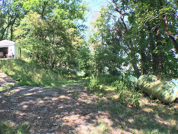 5th image of 2819 Gallia St