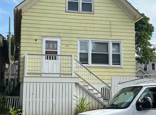 517 E Potter Ave, Milwaukee, WI 53207