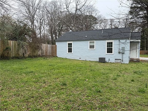 4th image of 620 E Orr St