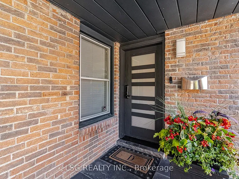 4234 Sunflower Dr — Photo 3