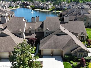 18048 Blue Heron Dr W, Northville, MI 48168