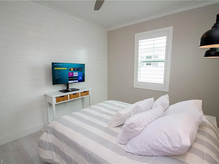 251 Indies Dr E #202 — Photo 22