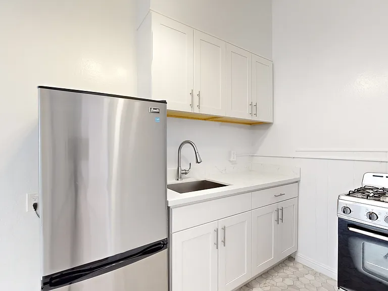3097 Washington St #14 — Photo 1