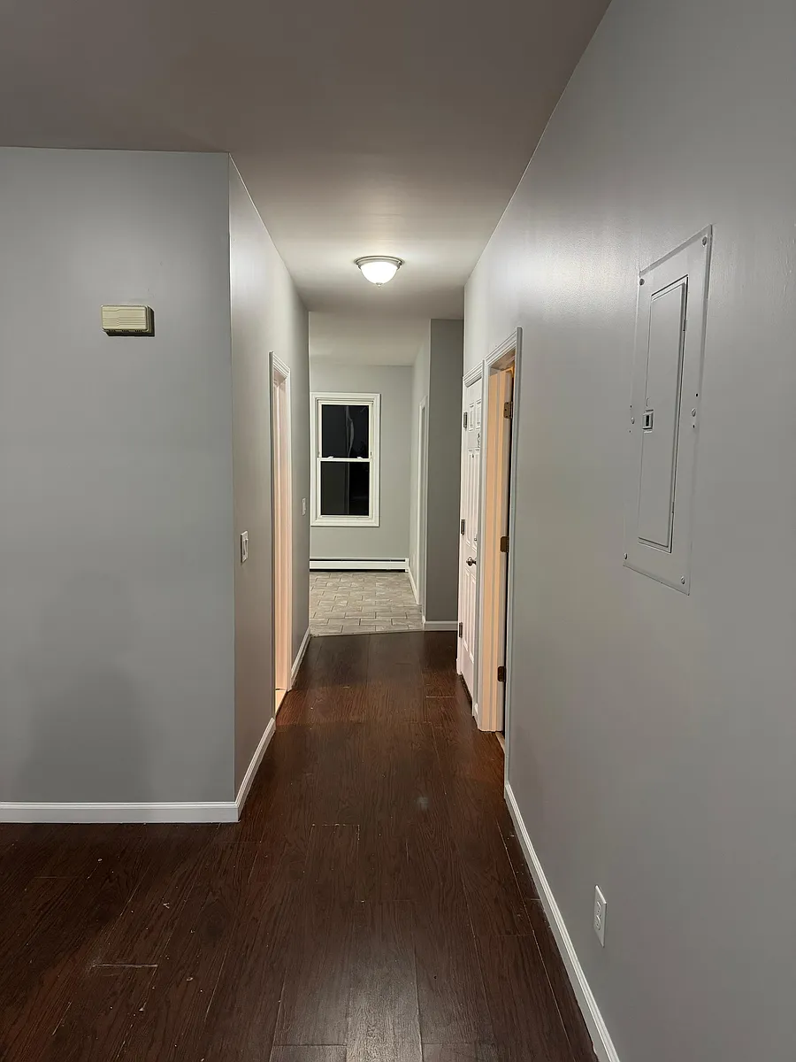 Building Photo - 119-121 W End Ave #2