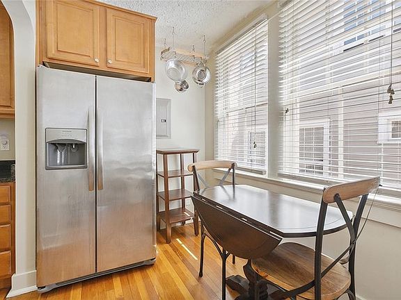 5th image of 3308 Prytania St APT 9