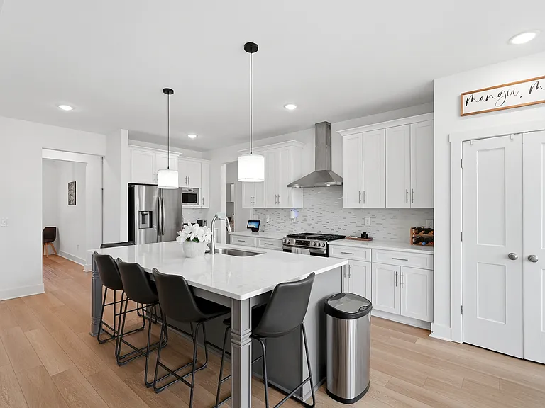 2049 Chestnut Oak Trl — Photo 29