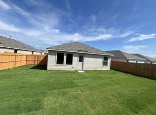 1223 Falcon Heights Dr, Forney, TX 75126