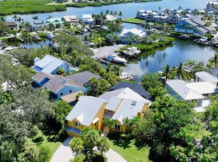 5825 Riegels Harbor Rd, Sarasota, FL 34242