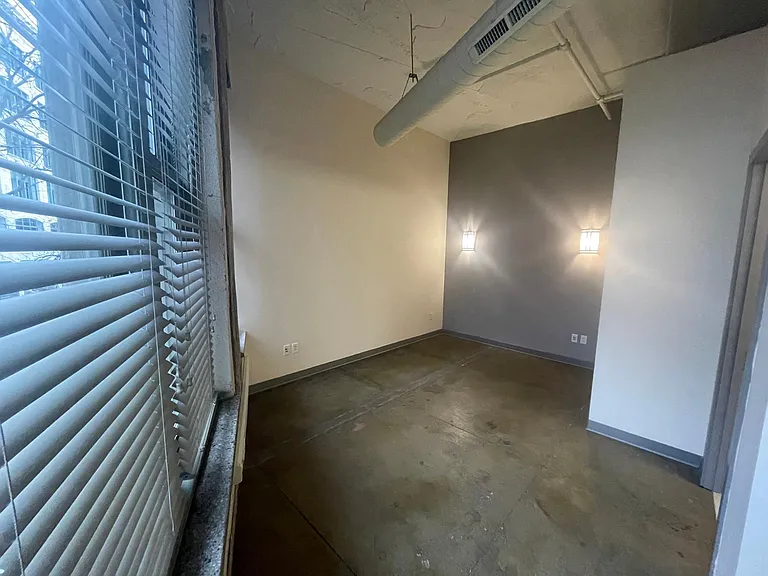 1104 Prospect Ave E #202 — Photo 3