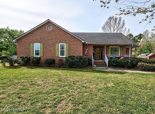 9721 Weathering Ct, Zebulon, NC 27597