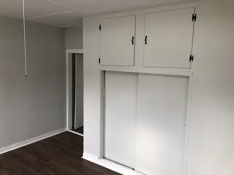 206 W Main St — Photo 1