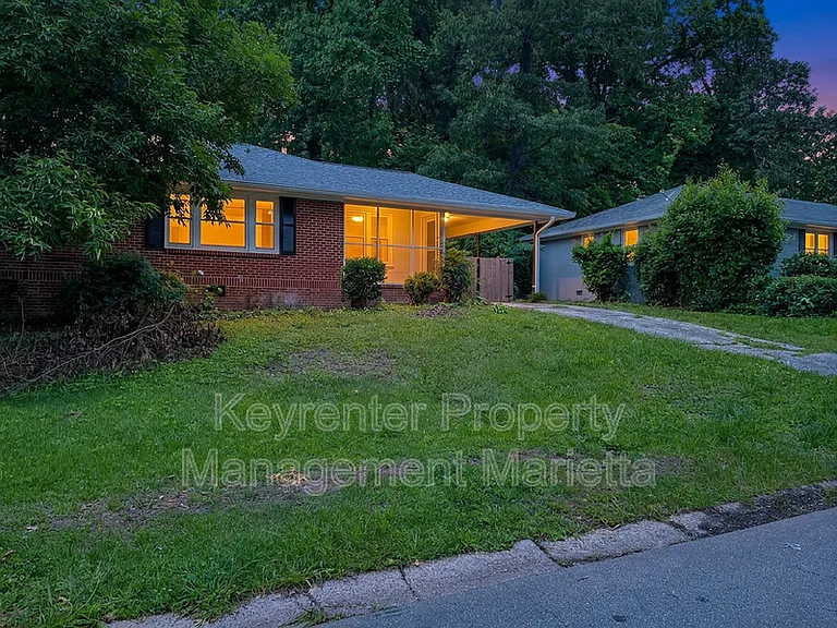 101 Worthington Dr — Photo 3