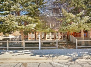 42638 Moonridge Rd, Big Bear Lake, CA 92315