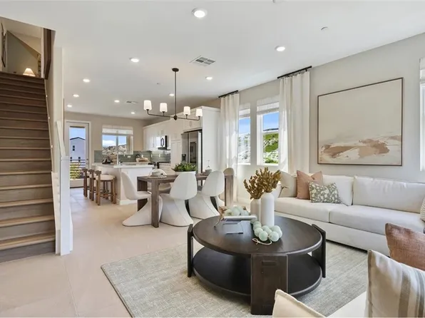 26854 Sonnet Pl, Valencia, CA 91381