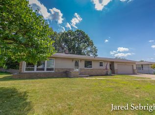 640 Kingsbury St NW, Grand Rapids, MI