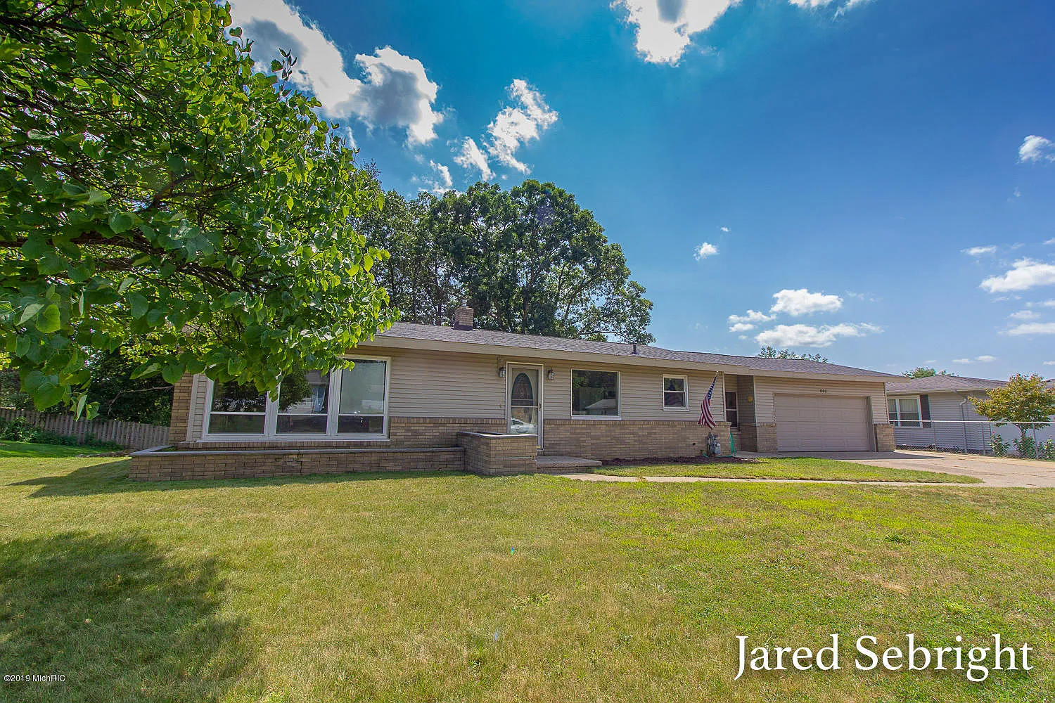 640 Kingsbury St NW photo 1