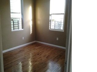 847 S 15th St, Newark, NJ 07108