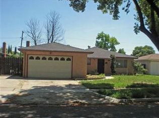 4962 E Weathermaker Ave, Fresno, CA 93727