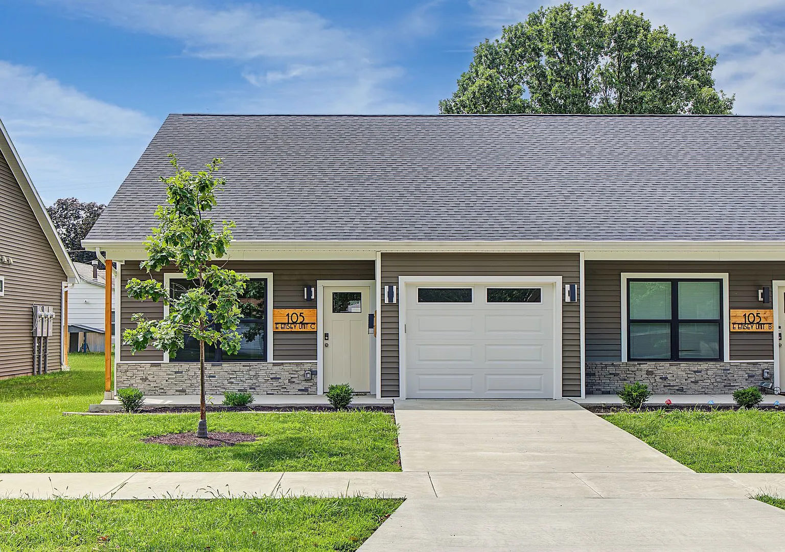 Modern New Construction | 2 Bedroom, 2 Bathroom Units in Tuscola — Photo 1