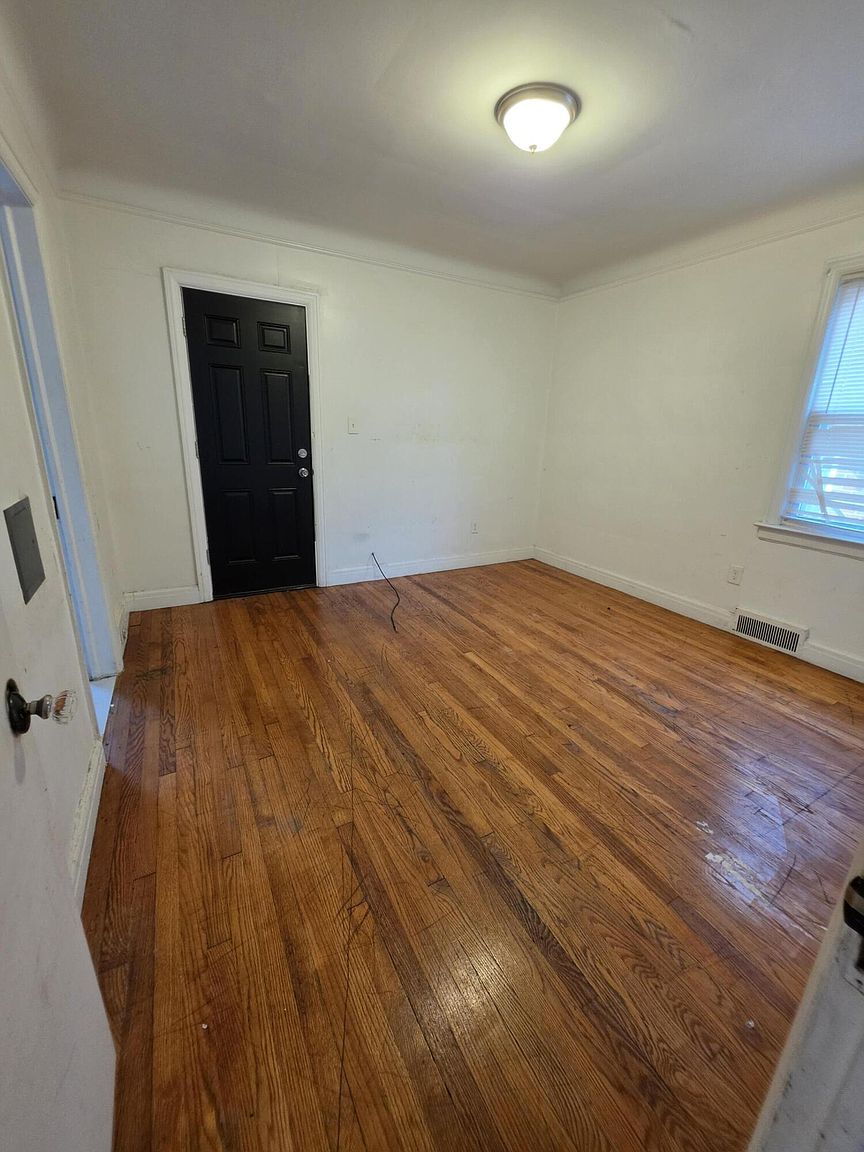 17599 Prairie St, photo 22