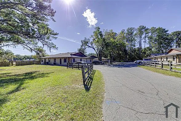 2 bed, $950 — Photo 2