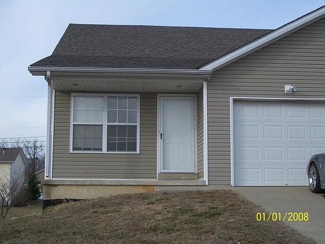 2nd image of 304 Oaklawn Ave