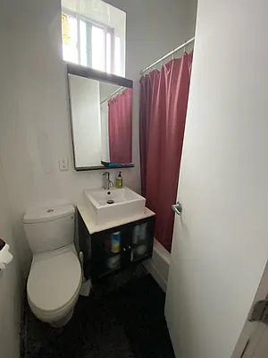 Rented by Compass | media 14