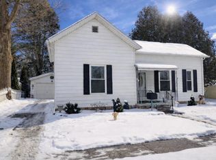 107 Bates St, Caro, MI 48723