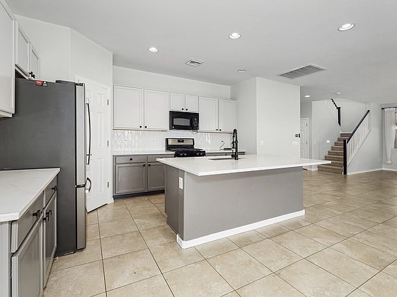 591 Kitchen 2_08092022