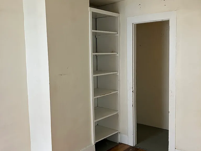 114 High St #4 — Photo 11