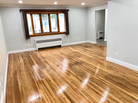 5th image of 42 Lewis Ave