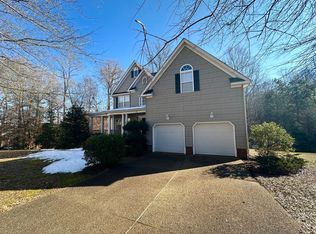 102 Sloop Ct, Williamsburg, VA 23185