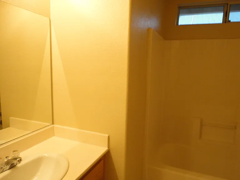 7009 Old Village Ave — Photo 10