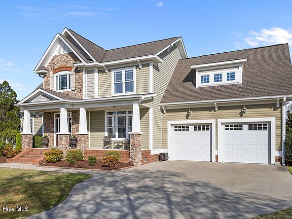 5th image of 1719 Venice Lane