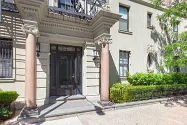 Rented by Nest Seekers International