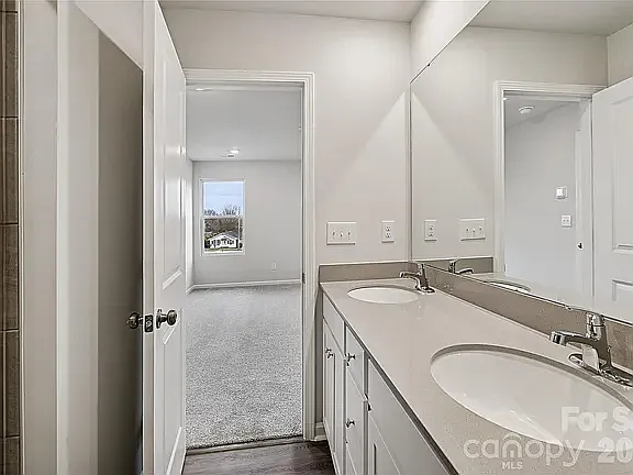 520 Bond St — Photo 19