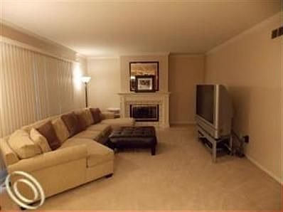4th image of 2760 Water Oaks Dr