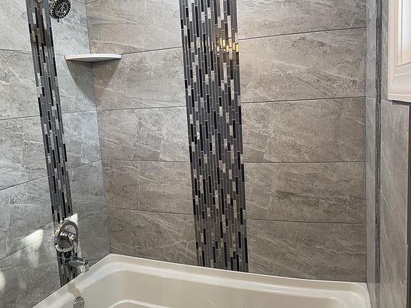 4th image of 111 Meridian Dr