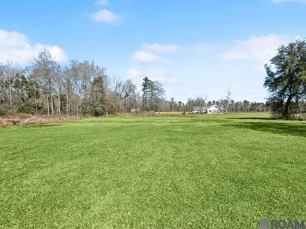 Pasture 1024 Ln, Denham Springs, LA 70706