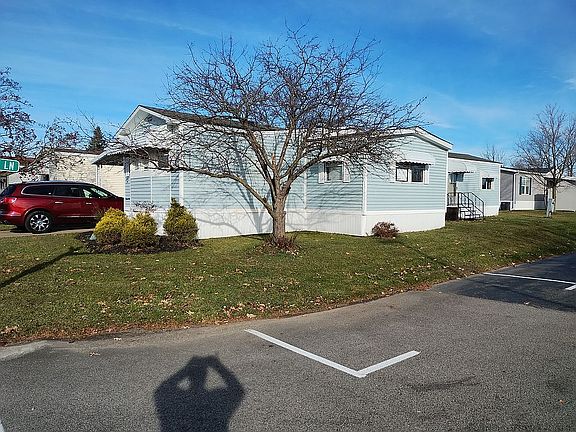 2nd image of 32 Melody Ln