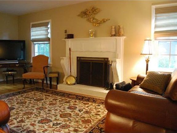 2nd image of 3701 Prince Phillip Ct