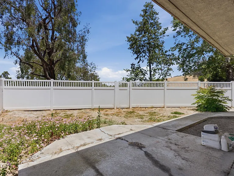 24409 Hillsdale Ave #9 — Photo 17