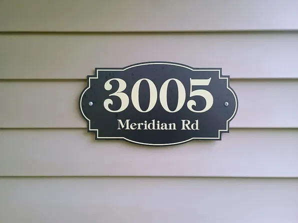 3005 S Meridian Rd, Youngstown, OH 44511