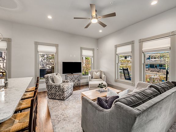 5th image of 1707 Blair Blvd APT 102