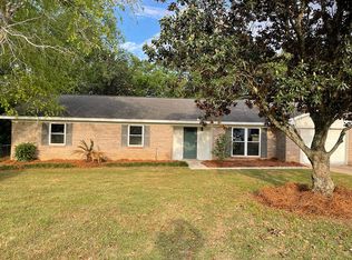 46129 Sunset Dr, Bay Minette, AL 36507