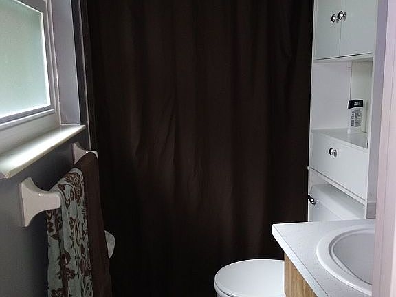 3rd image of 10081 N Conrad Pt