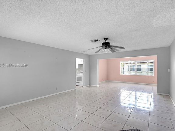 4th image of 7235 Pine Bluff Dr